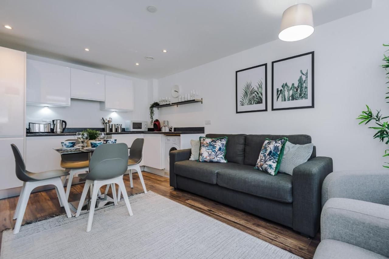 ليفربول Host & Stay - Waterfront Penthouse المظهر الخارجي الصورة