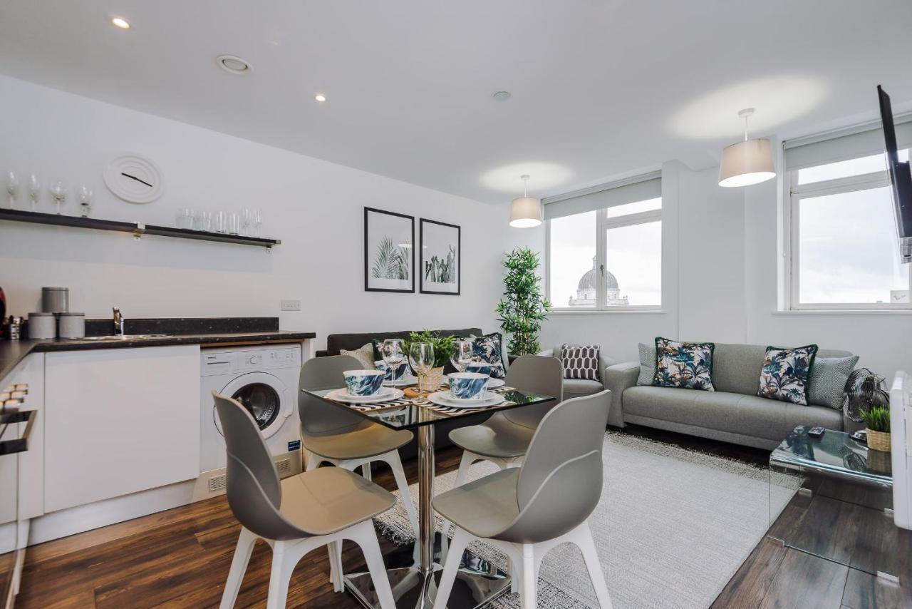 ليفربول Host & Stay - Waterfront Penthouse المظهر الخارجي الصورة